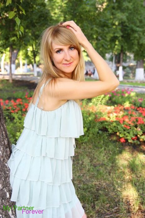 Introducing Russian Women Single 81