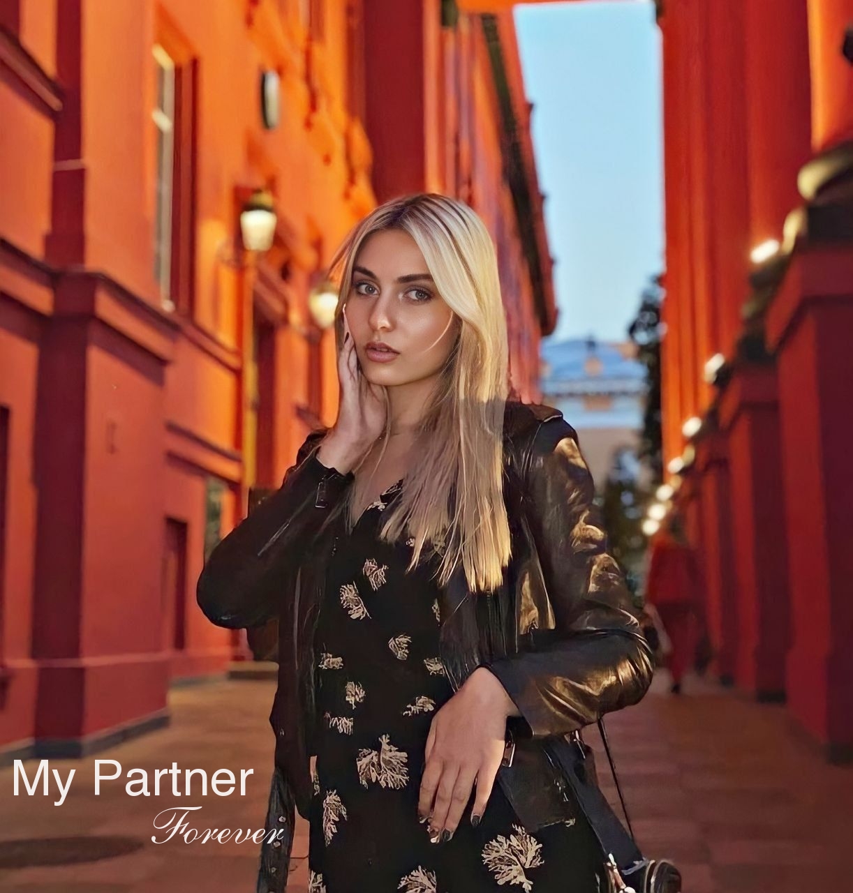 Dating Service to Meet Stunning Ukrainian Lady Darya from Kiev, Ukraine
