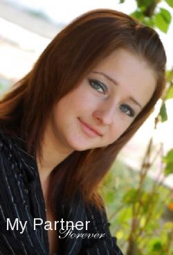 Dating Service to Meet Pretty Ukrainian Woman Nataliya from Melitopol, Ukraine