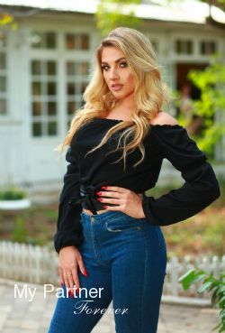 Beautiful Ukrainian Lady Aleksandra from Odessa, Ukraine