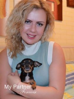 Dating Service to Meet Charming Ukrainian Lady Irina from Vinnitsa, Ukraine