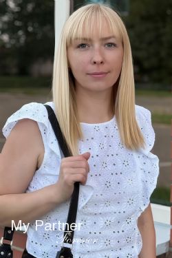 Dating Site to Meet Gorgeous Belarusian Woman Nadezhda from Lida, Belarus