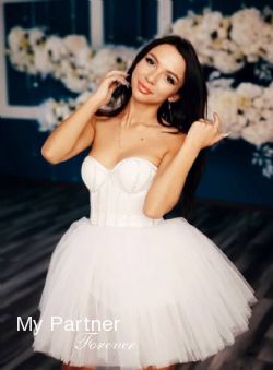 Dating Site to Meet Pretty Ukrainian Lady Snezhana from Vinnitsa, Ukraine