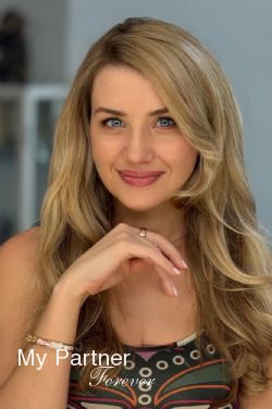 Dating Site to Meet Sexy Ukrainian Girl Miroslava from Kiev, Ukraine
