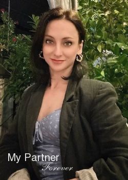 Gorgeous Ukrainian Bride Yana from Ivano-Frankovsk, Ukraine