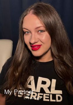 Gorgeous Woman from Ukraine - Yuliya from Kiev, Ukraine