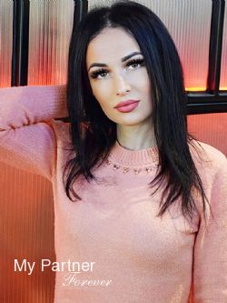 Meet Beautiful Ukrainian Girl Viktoriya from Kharkov, Ukraine