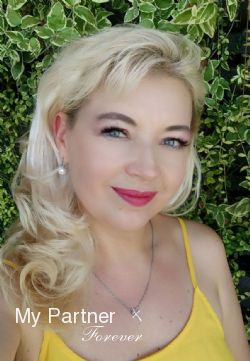 Meet Beautiful Ukrainian Girl Viktoriya from Rovno, Ukraine