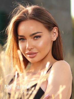Meet Gorgeous Ukrainian Girl Anzhelika from Kiev, Ukraine