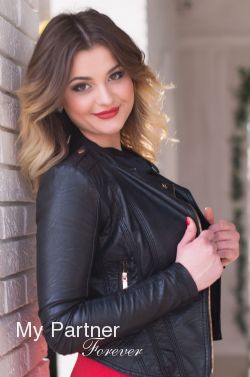 Meet Pretty Ukrainian Woman Oksana from Poltava, Ukraine