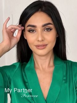 Meet Sexy Ukrainian Girl Alina from Odessa, Ukraine