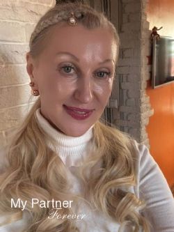 Meet Stunning Ukrainian Woman Anzhelika from Ivano-Frankovsk, Ukraine
