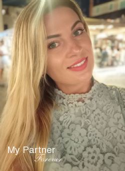 Meet Ukrainian Girl Yuliya from Khmelnitsky, Ukraine