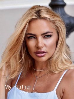 Ukrainian Girls Dating - Meet Nataliya from Odessa, Ukraine