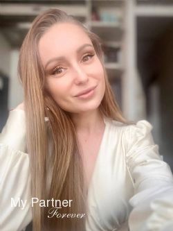 Ukrainian Girls Matchmaking - Meet Kristina from Odessa, Ukraine