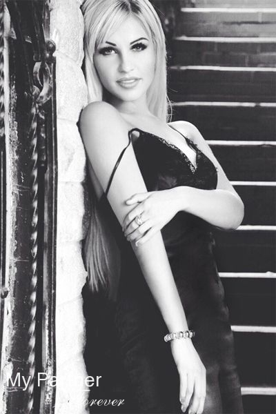 Beautiful Ukrainian Lady Darina from Sumy, Ukraine