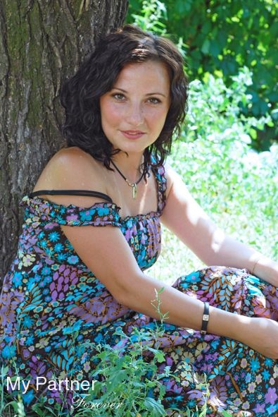 Dating Service to Meet Charming Ukrainian Lady Tamara from Melitopol, Ukraine