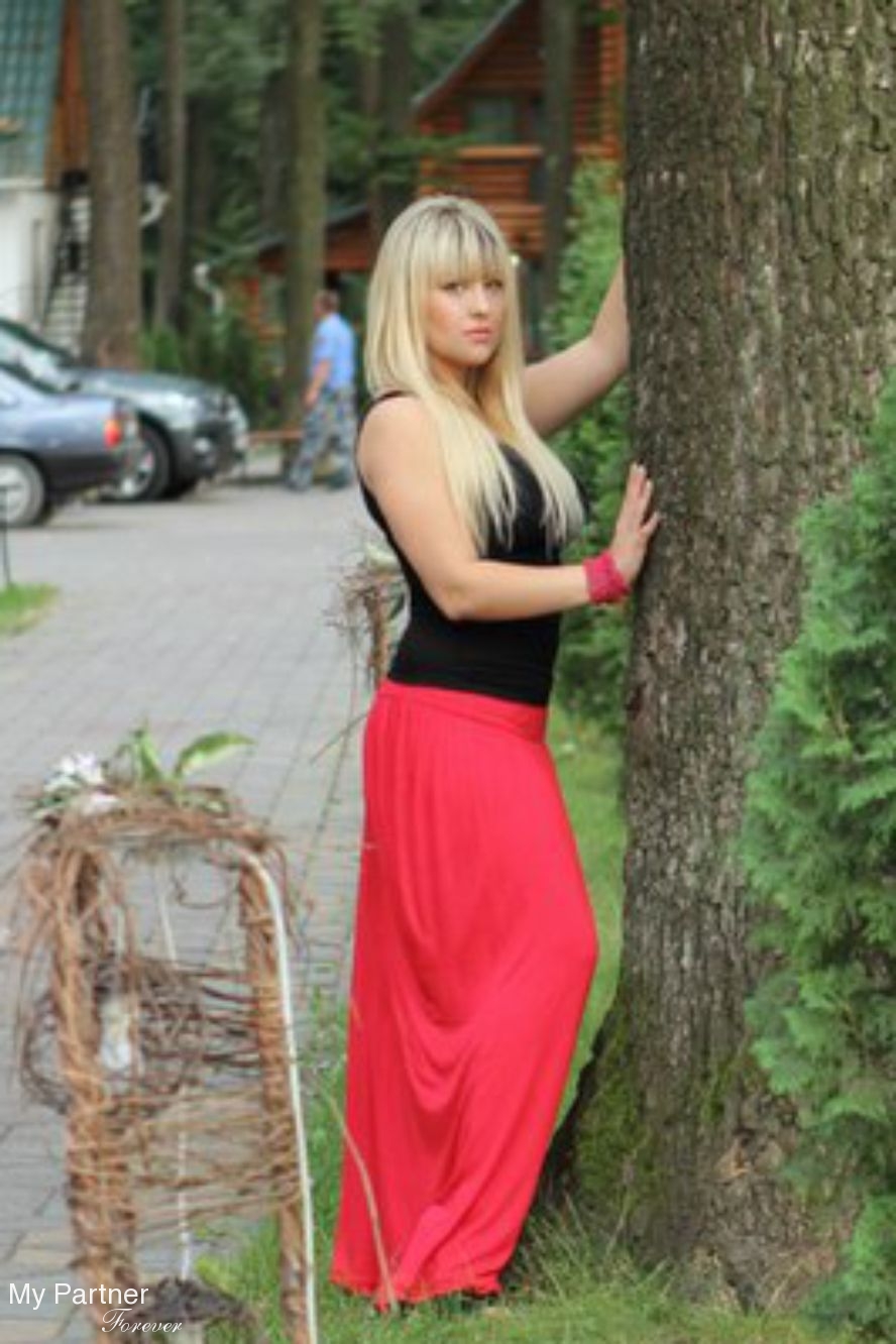 Dating Site to Meet Gorgeous Ukrainian Woman Lyudmila from Vinnitsa, Ukraine