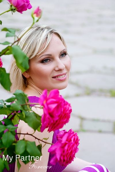 Datingsite to Meet Single Ukrainian Woman Alyona from Zaporozhye, Ukraine