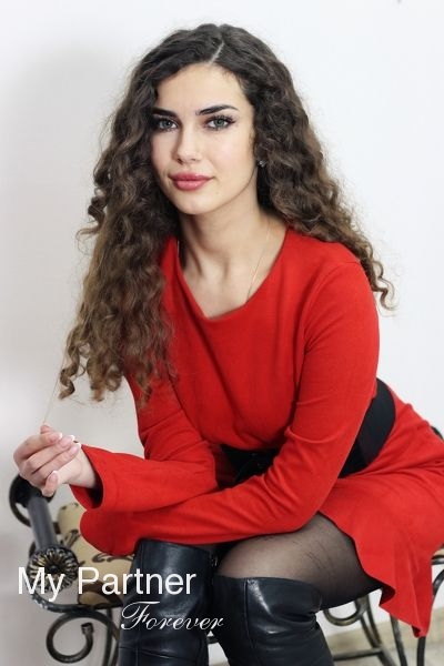 Beautiful Lady from Ukraine - Olena from Nikolaev, Ukraine