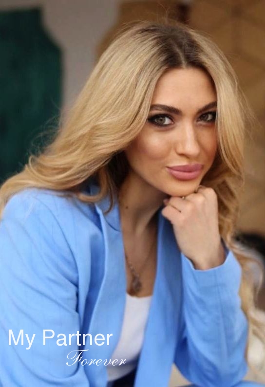 Beautiful Ukrainian Woman Yana from Kharkov, Ukraine