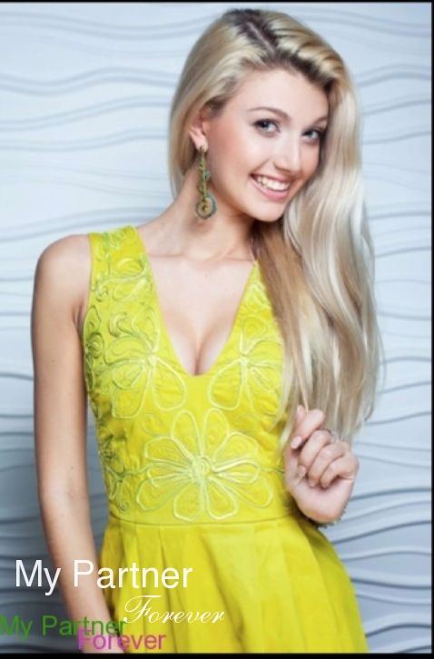 Charming Lady from Ukraine - Alena from Kiev, Ukraine
