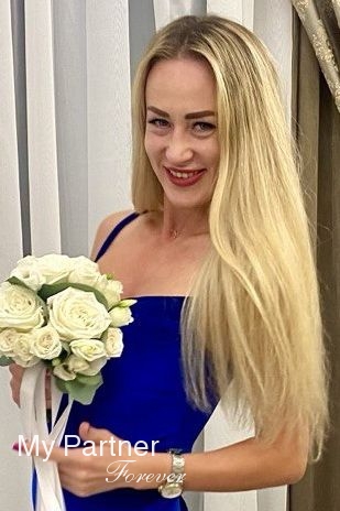 Dating Service to Meet Lyudmila from Minsk, Belarus