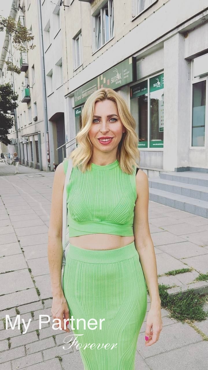 Dating Site to Meet Beautiful Ukrainian Woman Tatiyana from Kharkov, Ukraine
