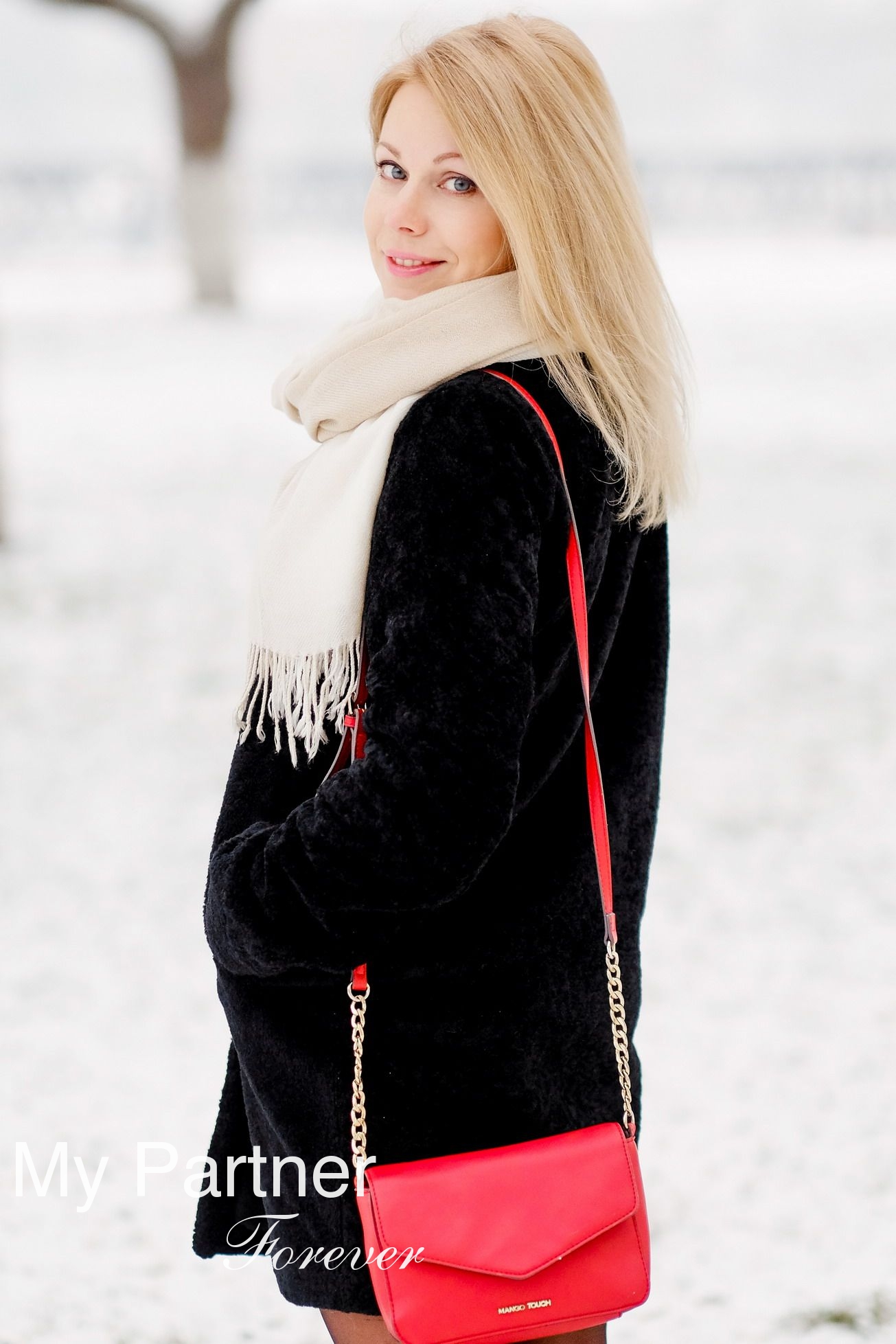 Dating Site to Meet Stunning Belarusian Woman Yuliya from Grodno, Belarus