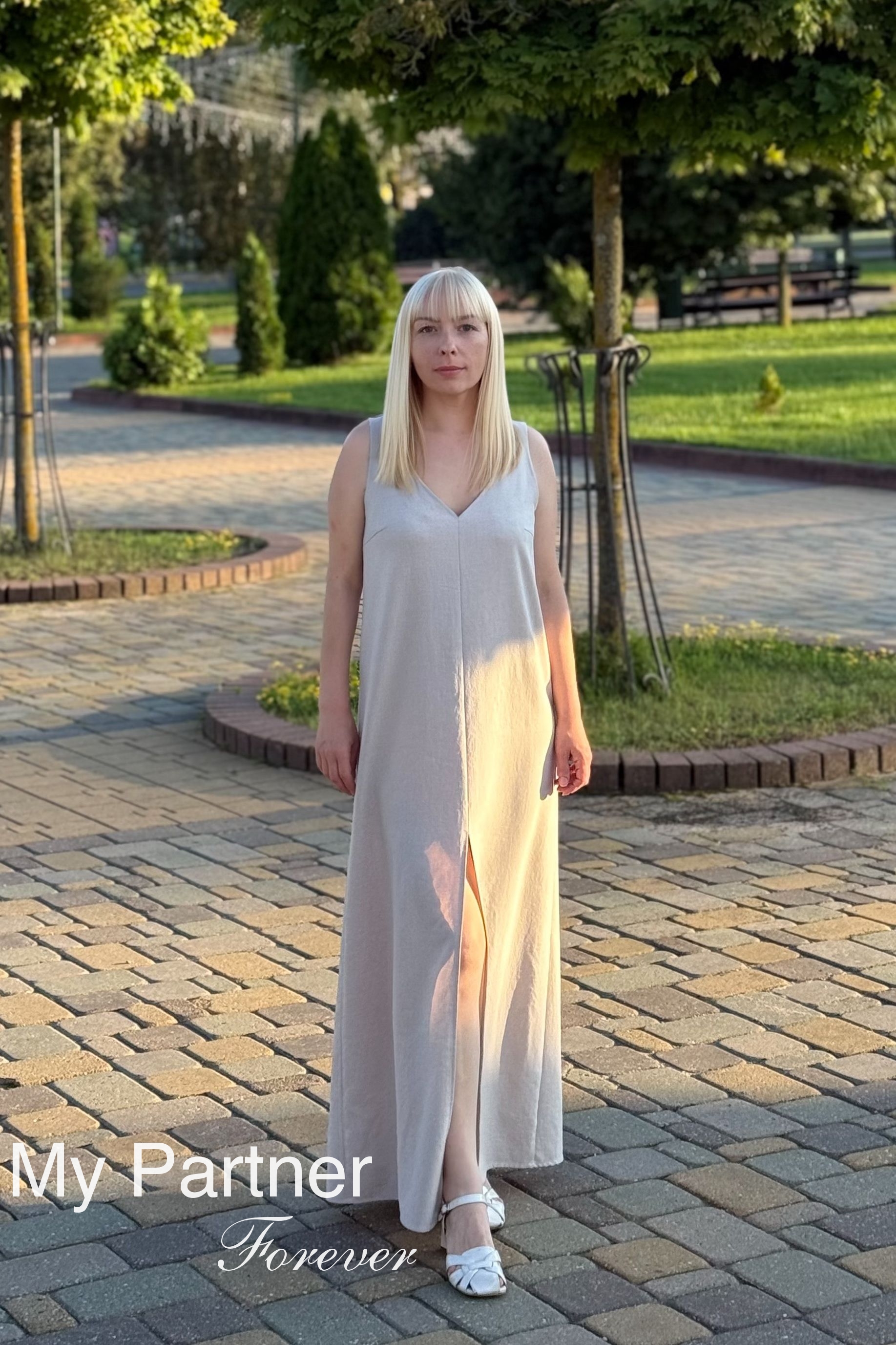 Dating with Belarusian Woman Nadezhda from Lida, Belarus