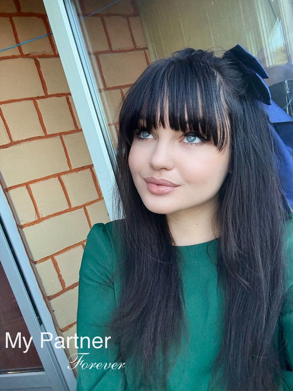 Dating with Gorgeous Ukrainian Girl Uliyana from Chernovtsy, Ukraine