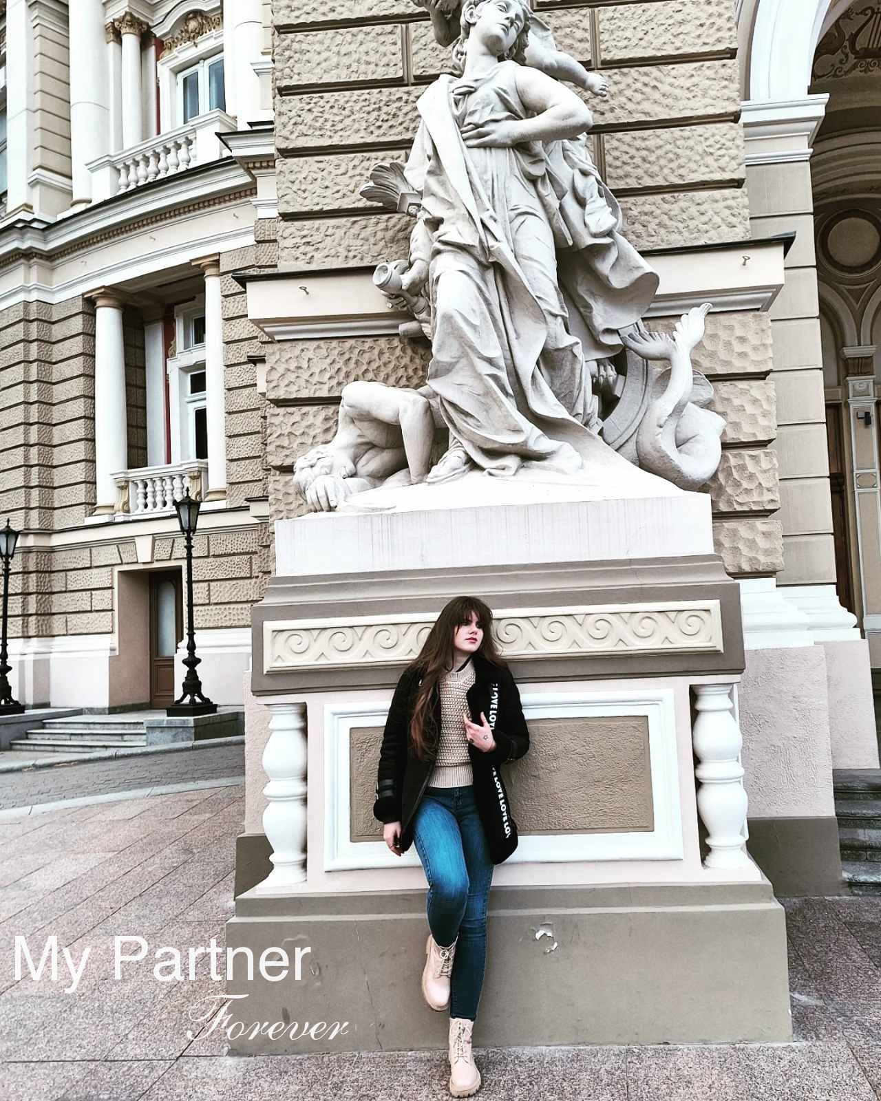 Dating with Gorgeous Ukrainian Woman Anastasiya from Kiev, Ukraine