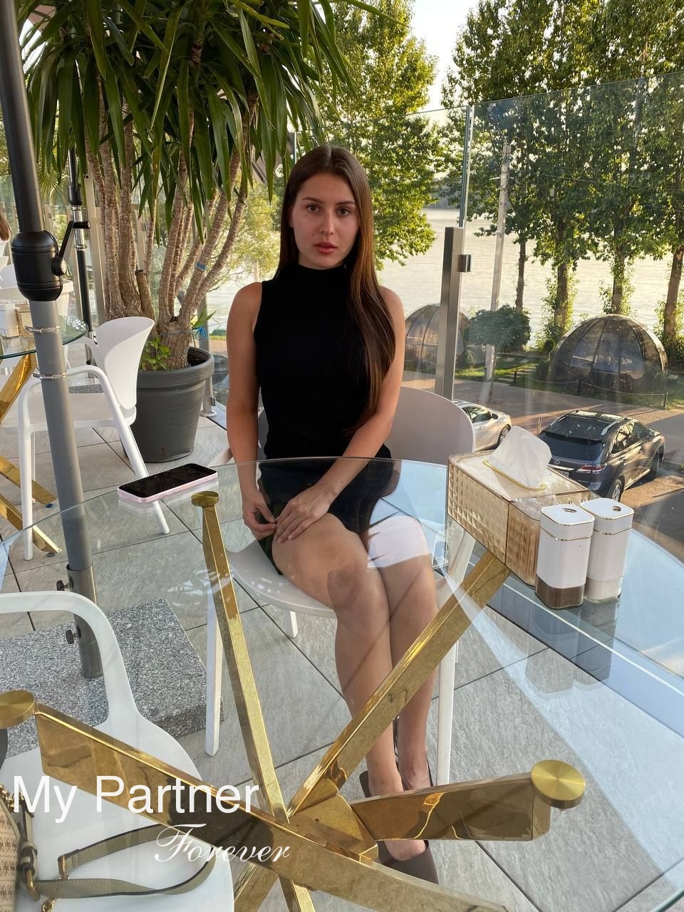 Dating with Pretty Ukrainian Girl Marina from Lvov, Ukraine