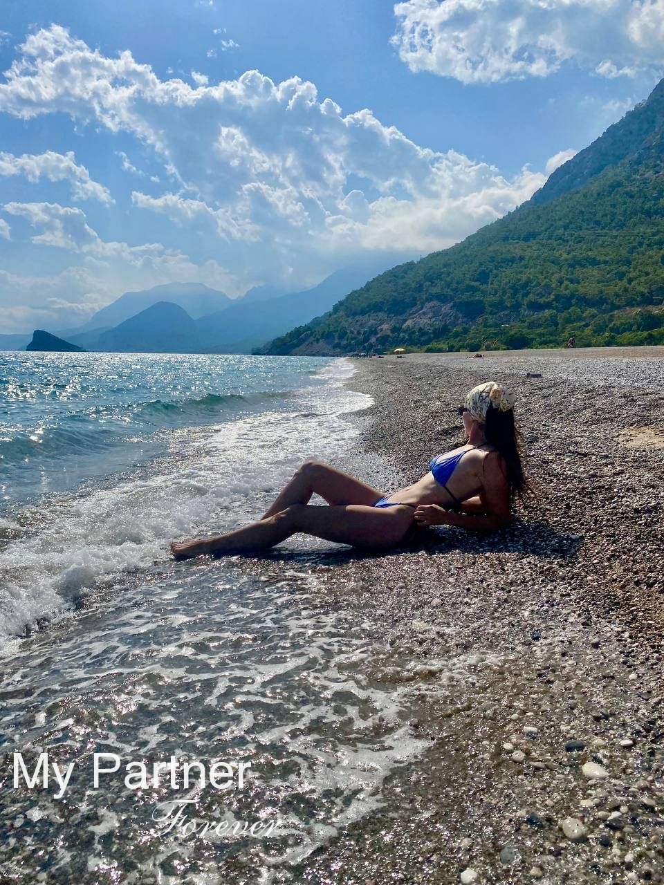 Dating with Pretty Ukrainian Girl Veronika from Lvov, Ukraine