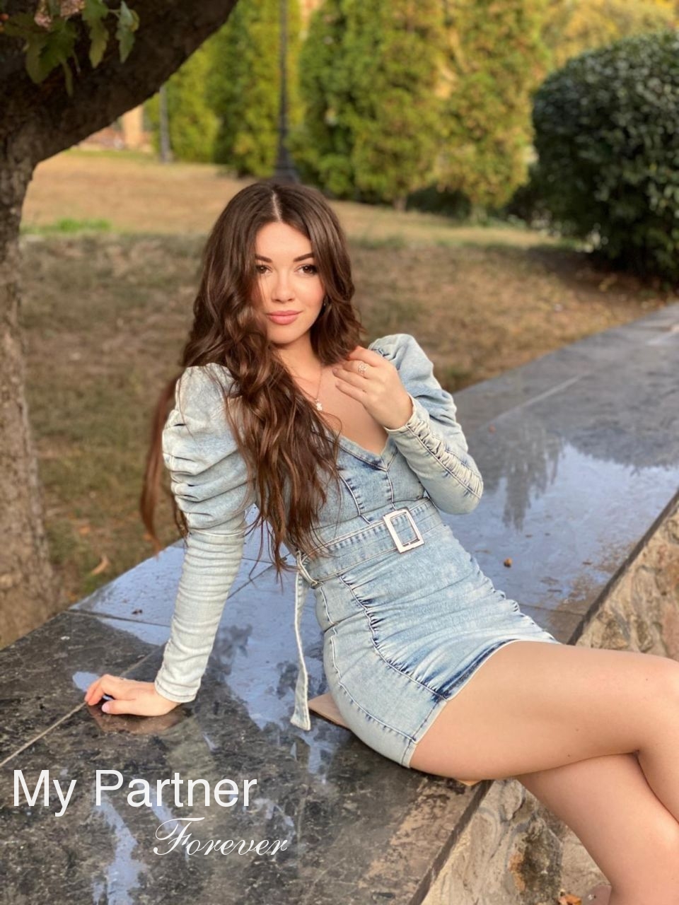 Dating with Pretty Ukrainian Woman Rosita from Kharkov, Ukraine
