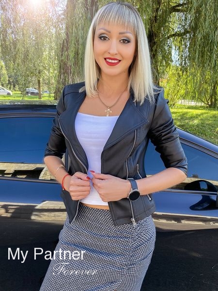 Dating with Sexy Ukrainian Lady Tatiyana from Ivano-Frankovsk, Ukraine