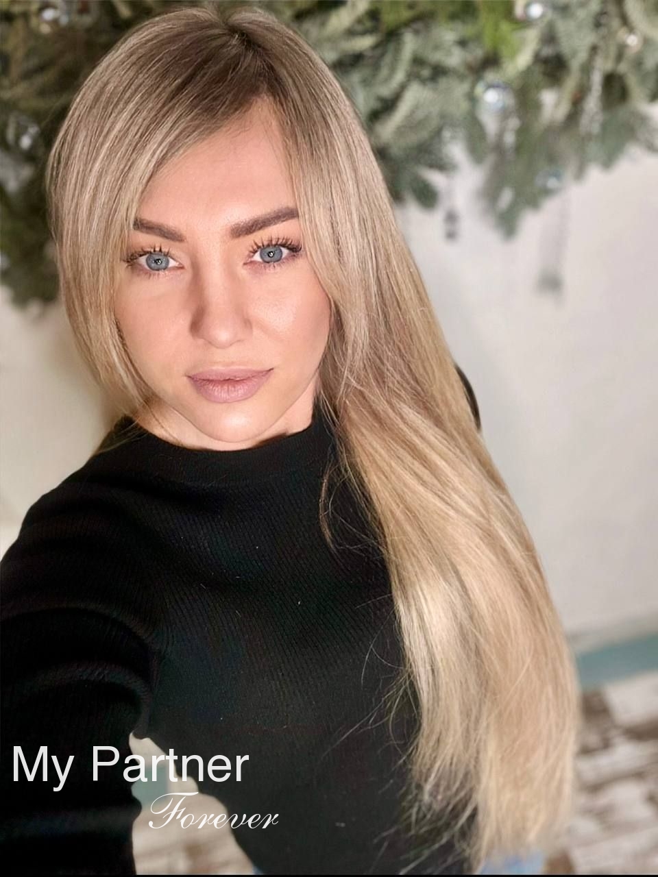 Dating with Stunning Ukrainian Girl Elena from Odessa, Ukraine