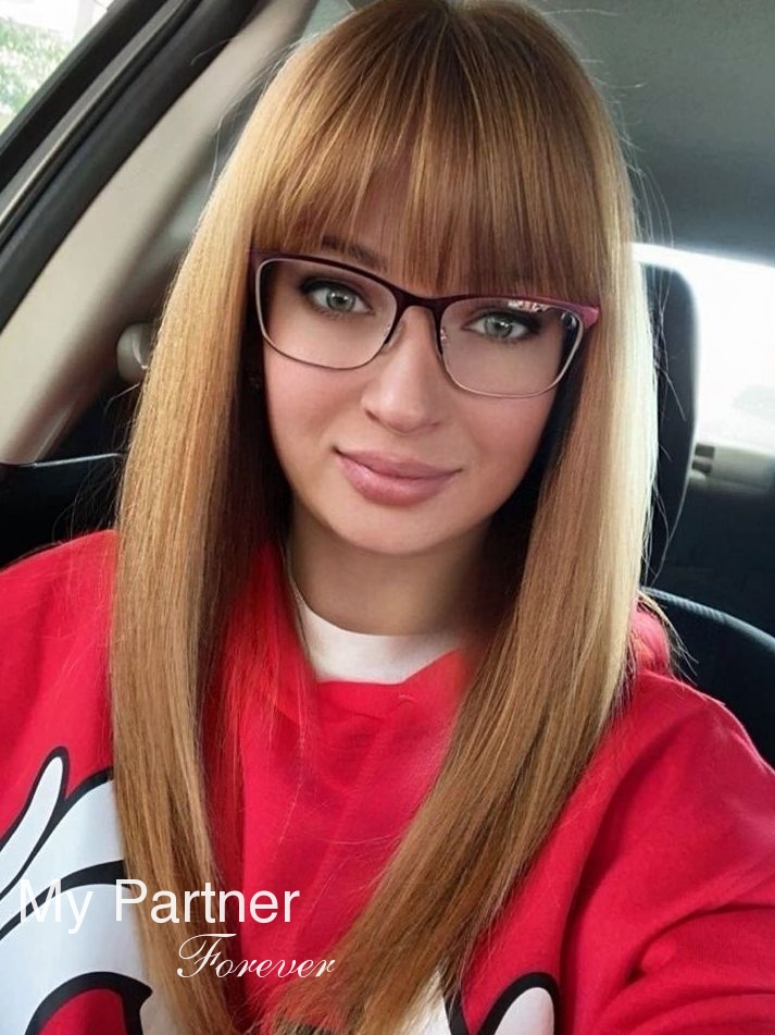 Dating with Ukrainian Lady Nadezhda from Melitopol, Ukraine