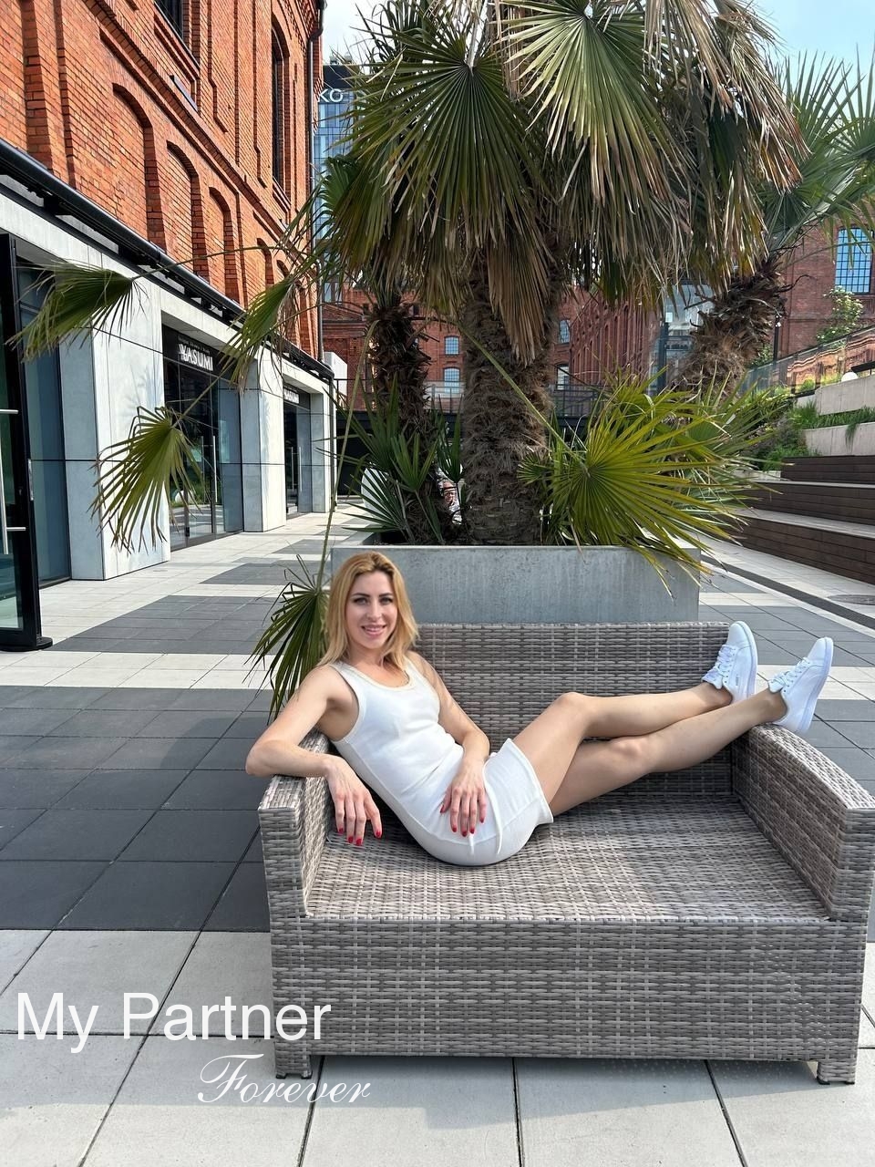 Dating with Ukrainian Woman Tatiyana from Kharkov, Ukraine