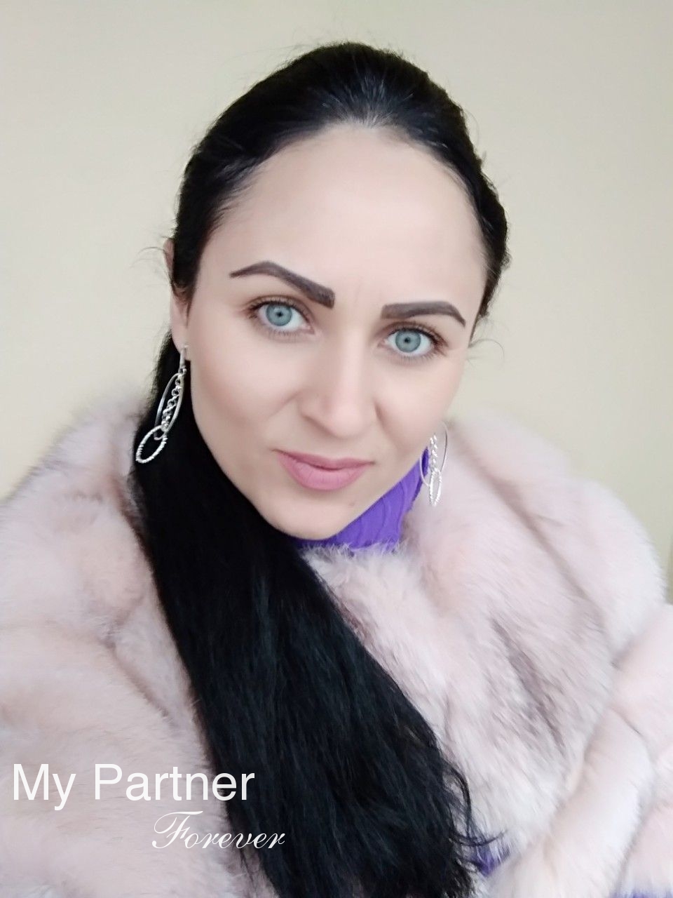 Datingsite to Meet Beautiful Ukrainian Girl Nataliya from Odessa, Ukraine