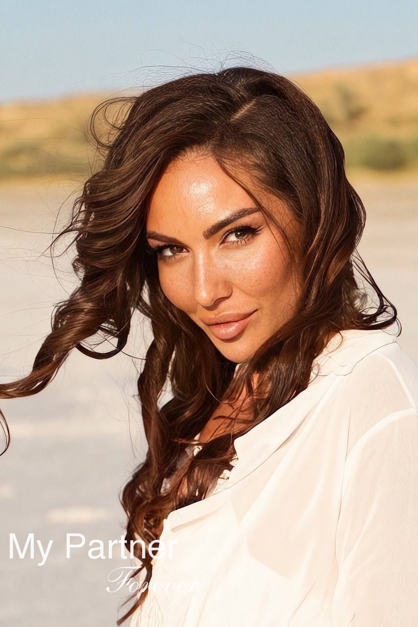 Datingsite to Meet Gorgeous Ukrainian Girl Darina from Odessa, Ukraine