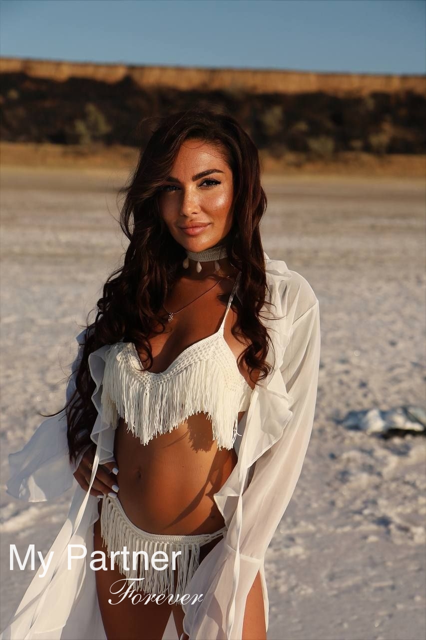 Datingsite to Meet Pretty Ukrainian Girl Darina from Odessa, Ukraine