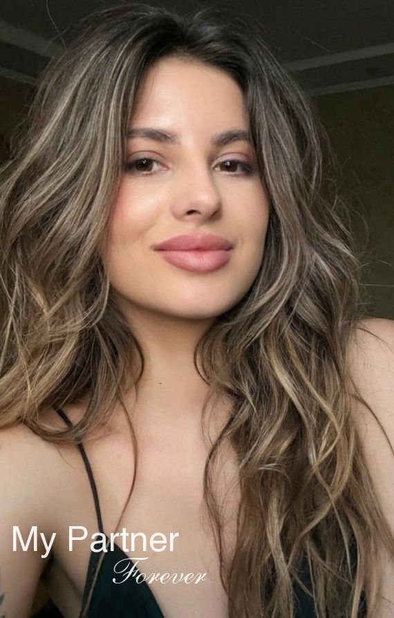 Datingsite to Meet Sexy Ukrainian Girl Evgeniya from Kiev, Ukraine