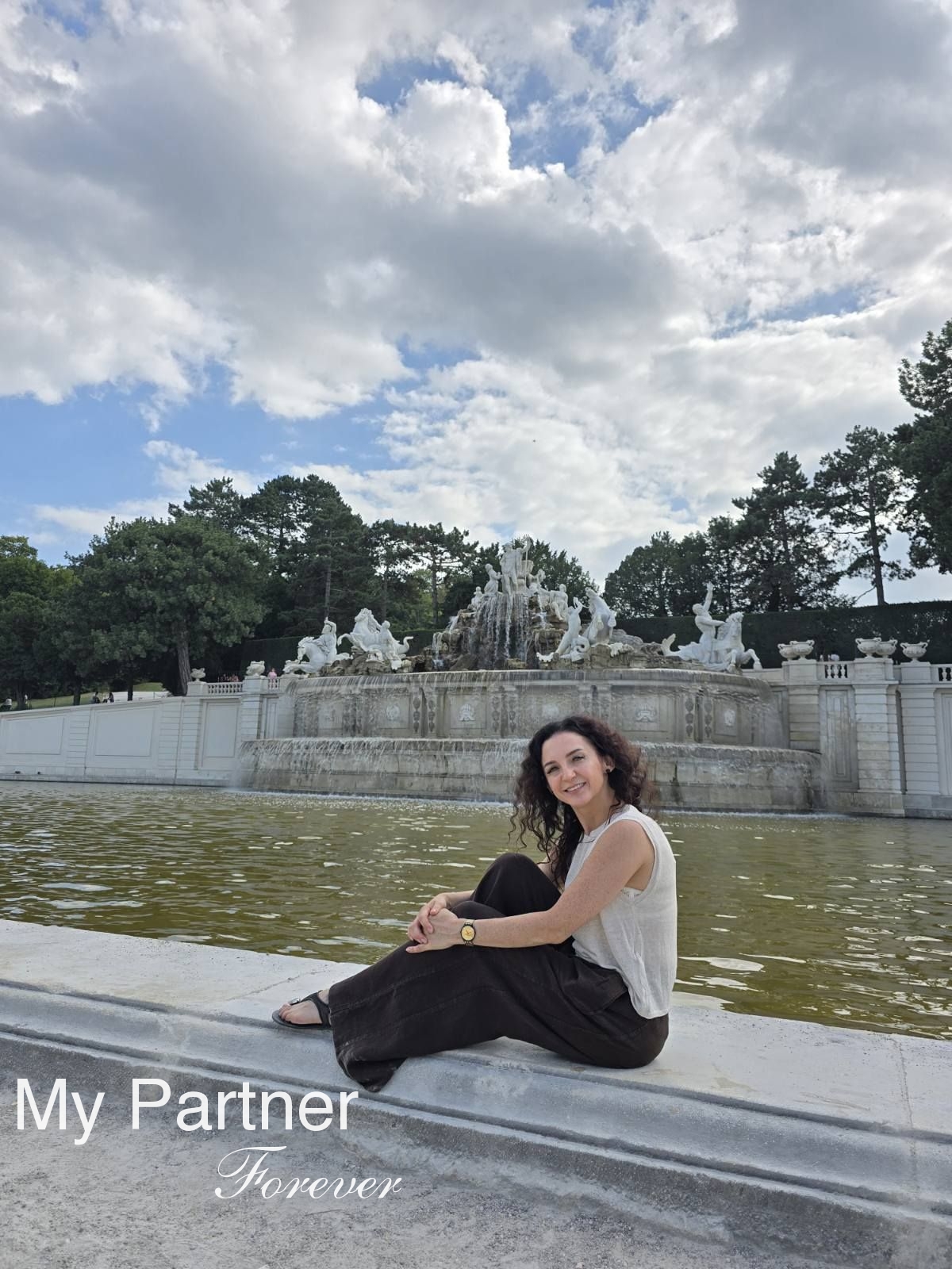 Datingsite to Meet Single Ukrainian Girl Yuliya from Kiev, Ukraine