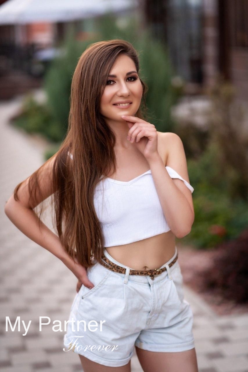 Datingsite to Meet Single Ukrainian Lady Ekaterina from Poltava, Ukraine