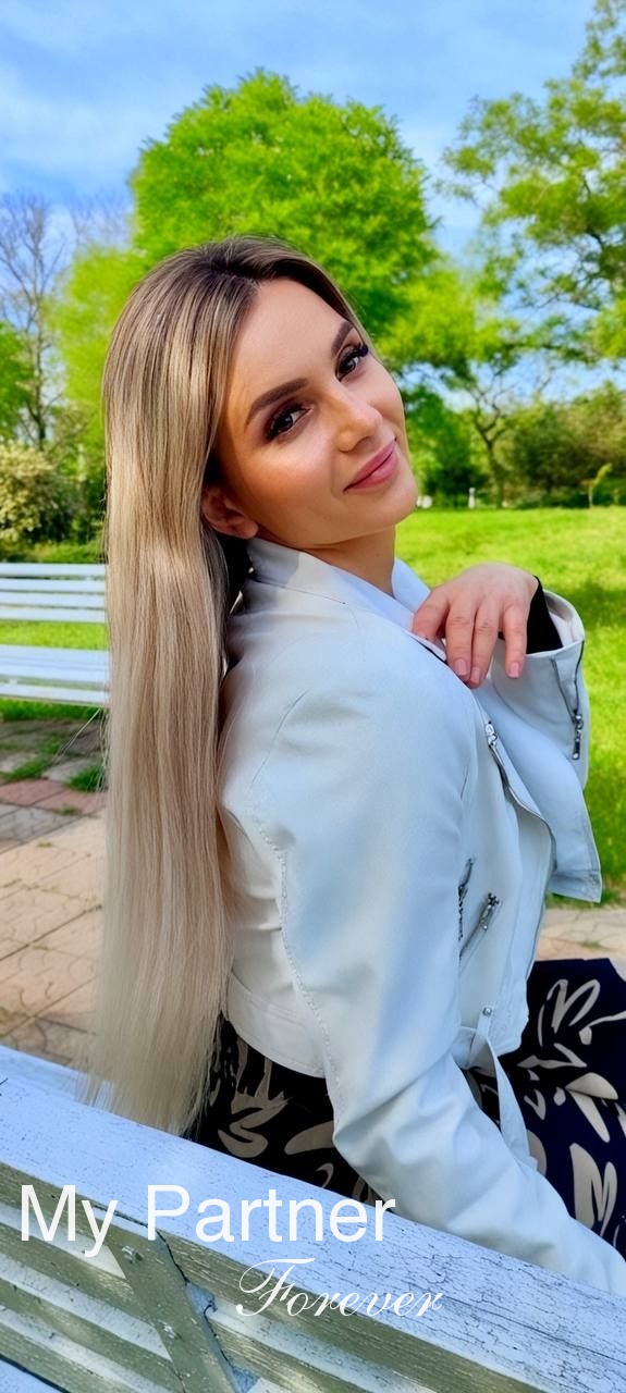 International Dating Site to Meet Anna from Odessa, Ukraine