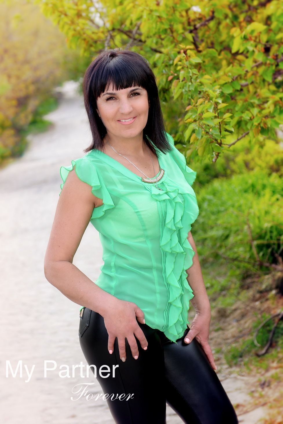 Marriage Agency Service to Meet Lyudmila from Kharkov, Ukraine