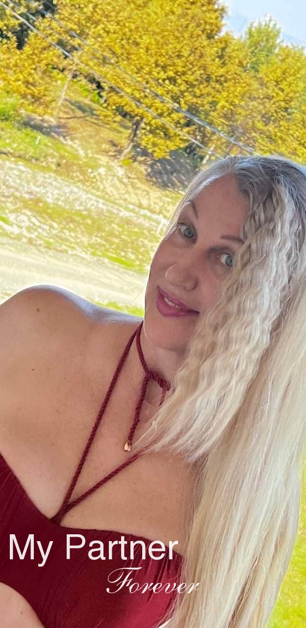 Matchmaking Service to Meet Anzhelika from Ivano-Frankovsk, Ukraine