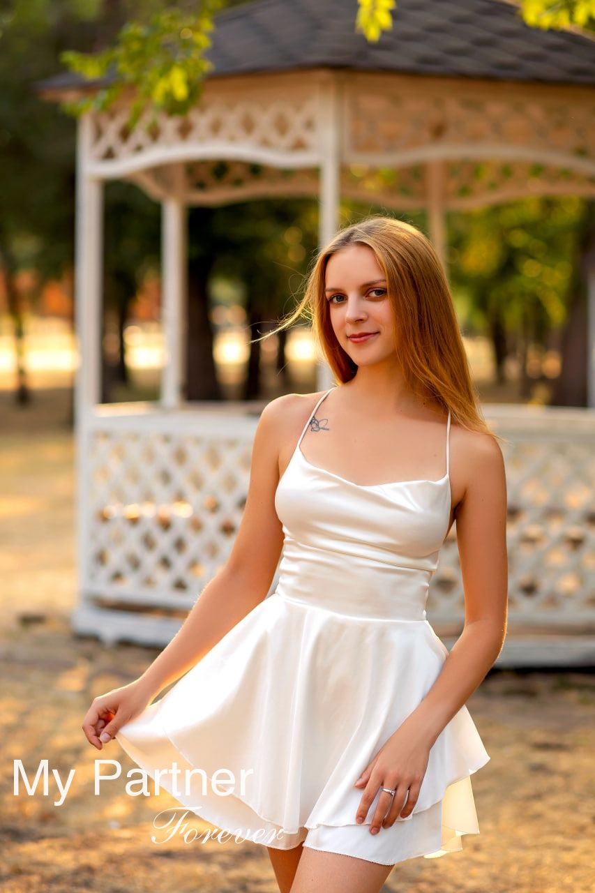 Meet Gorgeous Ukrainian Girl Darya from Krivoj Rog, Ukraine