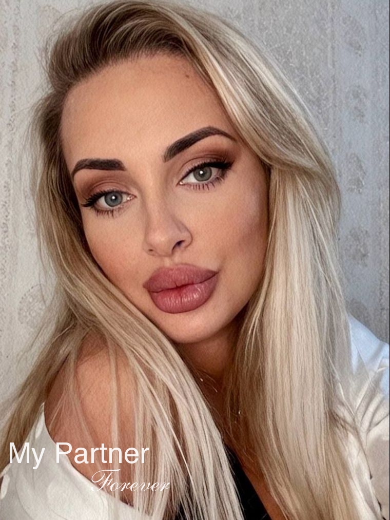 Meet Gorgeous Ukrainian Girl Olga from Odessa, Ukraine